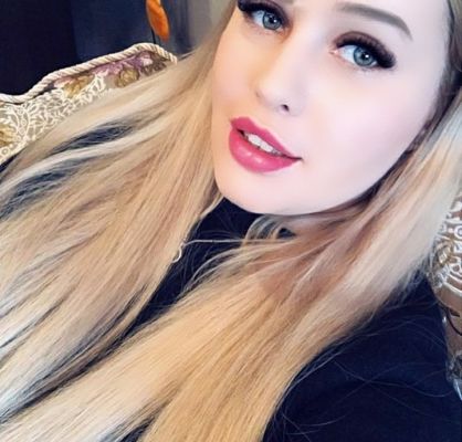 инди АняАдлер