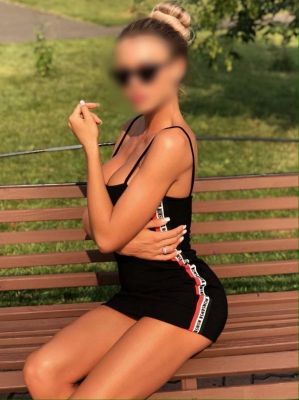 Аня, рост: 172, вес: 55