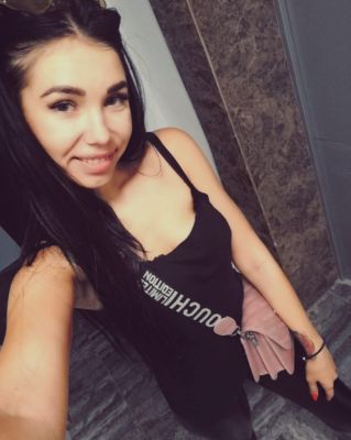 Карина  — возбуждающий массаж в Сочи