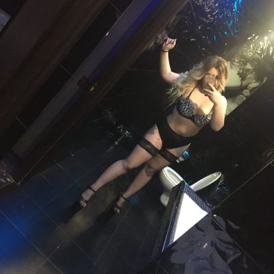 Олеся, анкетные фото