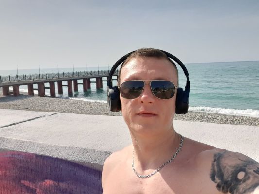 Толян, рост: 173, вес: 73 - элитные эскорт услуги