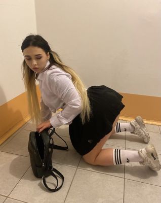 снять проститутку от 20000 руб. в час (МБР включён , рост: 164, вес: 48)