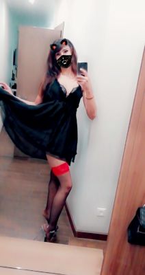 Сара  — шлюха за деньги, незабываемый мужской досуг в Сочи